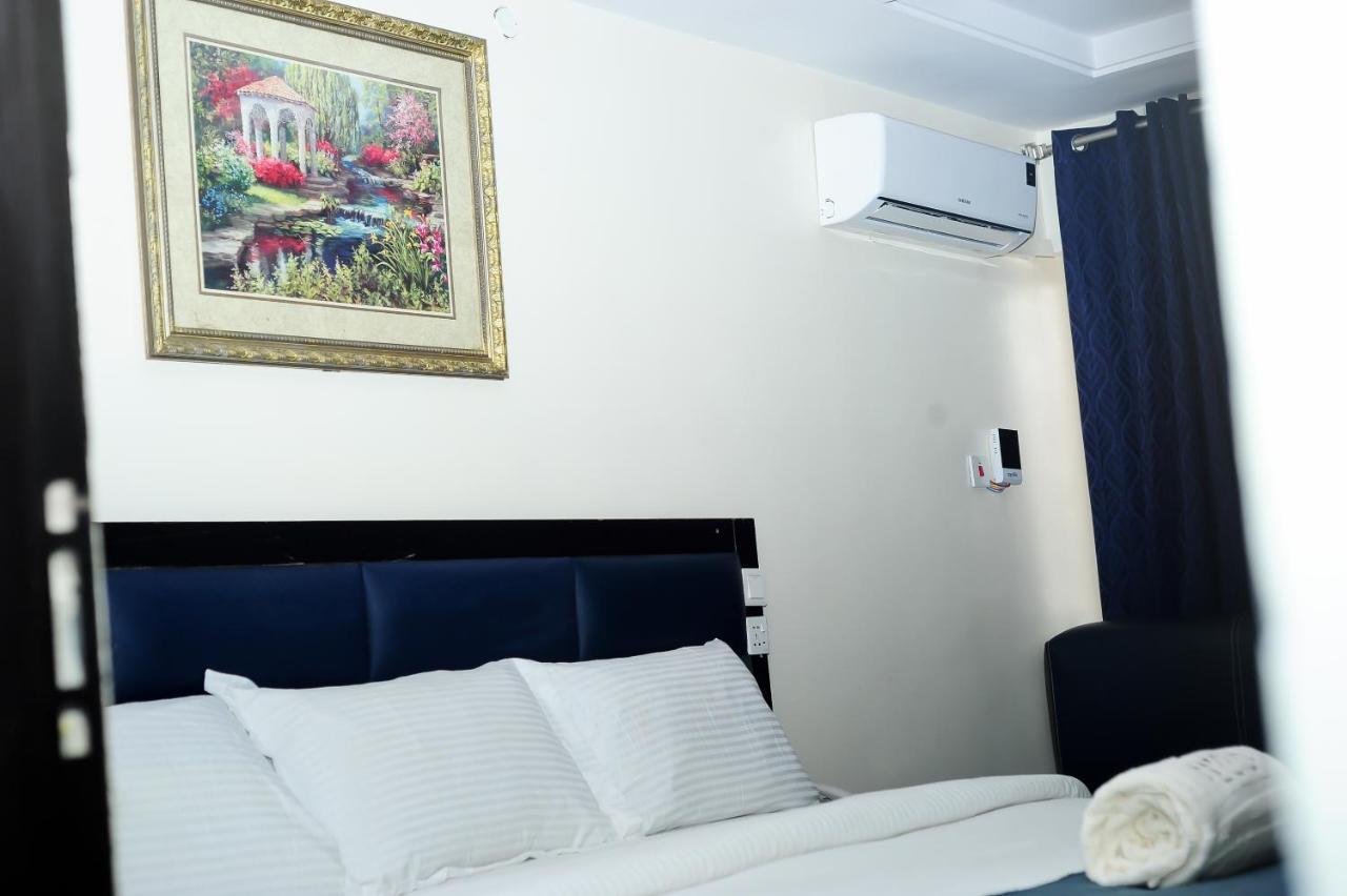 Mariners Suites Лагос Экстерьер фото